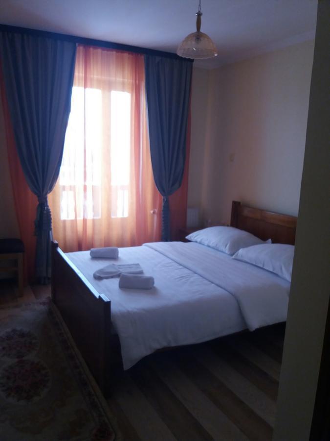 Motel Restoran Gurman บันยาลูกา ภายนอก รูปภาพ
